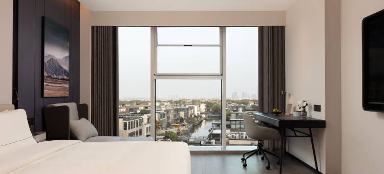 苏州独墅湖东方大道亚朵酒店图片