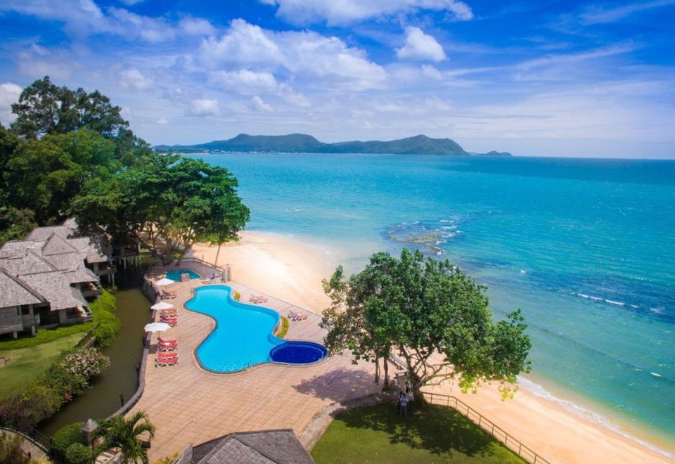 Sunset Park Resort & Spa by SWR Hotel Overview