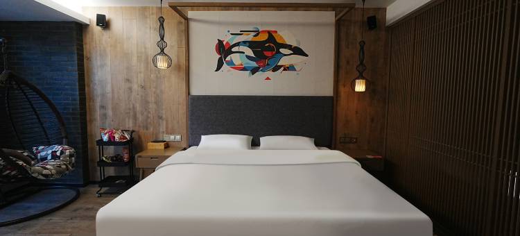 网鱼电竞酒店(宁波南部商务区店)图片