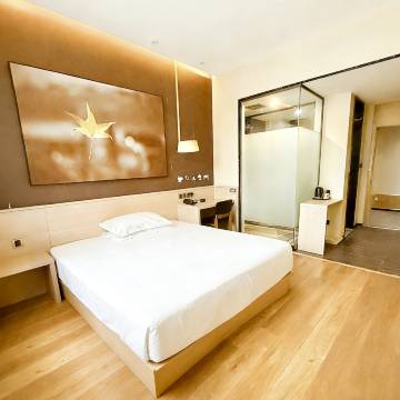 IU酒店(霸州步行街店)