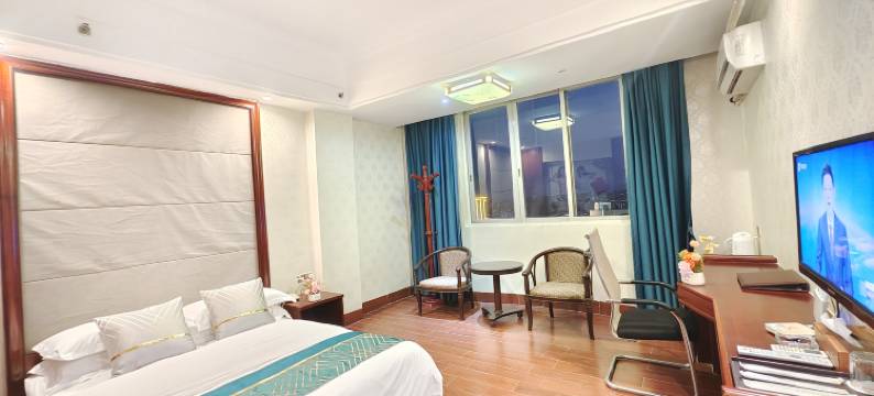 星期天商务酒店(化州火车站店)图片