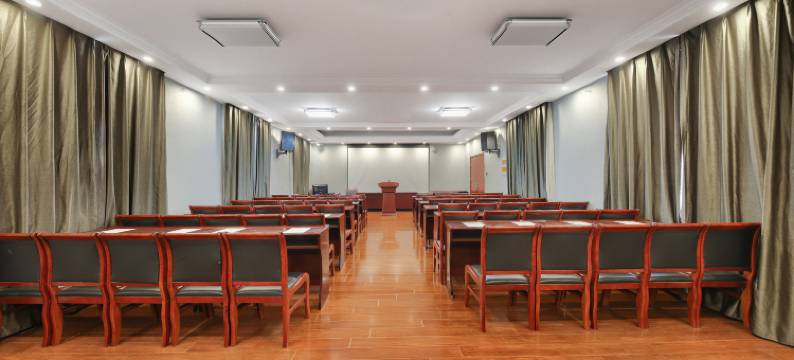 格林豪泰酒店(新乡劳动南街胖东来店)图片