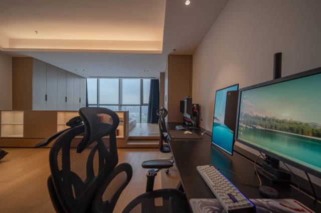 Poseidon Electronicsports High-altitude E-sports Homestay (Financial City Performing Arts Center)