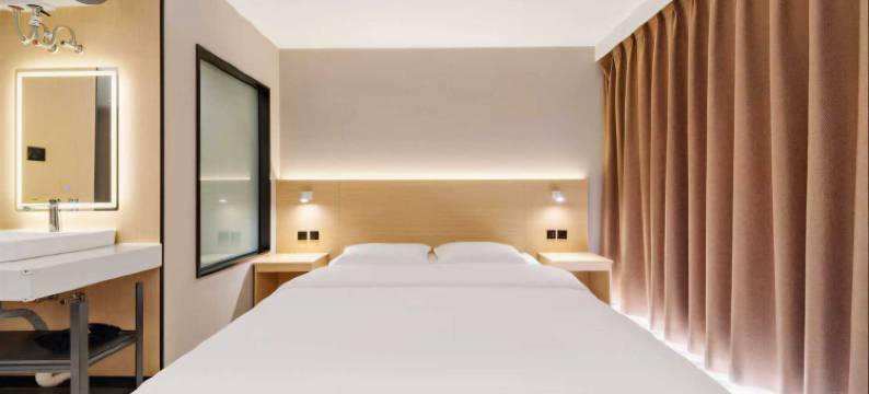 沈阳希岸优选酒店(长安路地铁小河沿早市店)图片