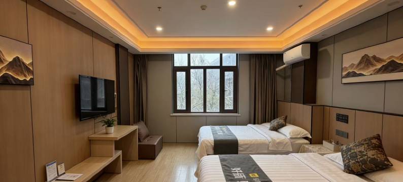 艺龙安云酒店(烟台蓬莱阁海水浴场店)图片