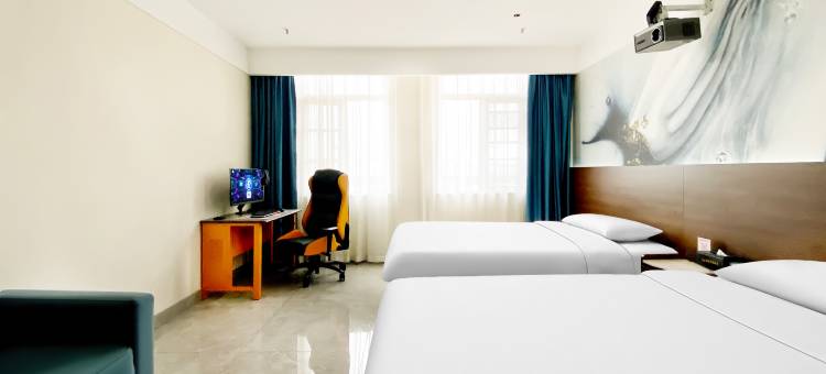 亚信电竞酒店(孝感首衡城店)图片