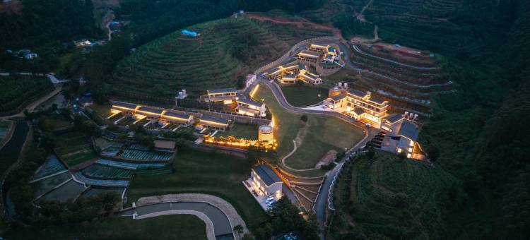 岭南小洞天·山野石屋古堡民宿图片