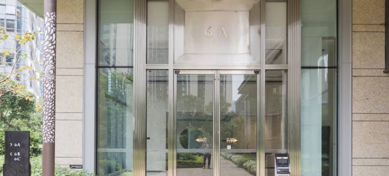 光明寓国际行政公寓(凤凰城地铁站蓝鲸世界店)图片