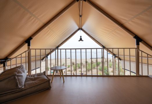 Hilive Sunset Camp (Xiangshan Bay Branch) Hotel Overview