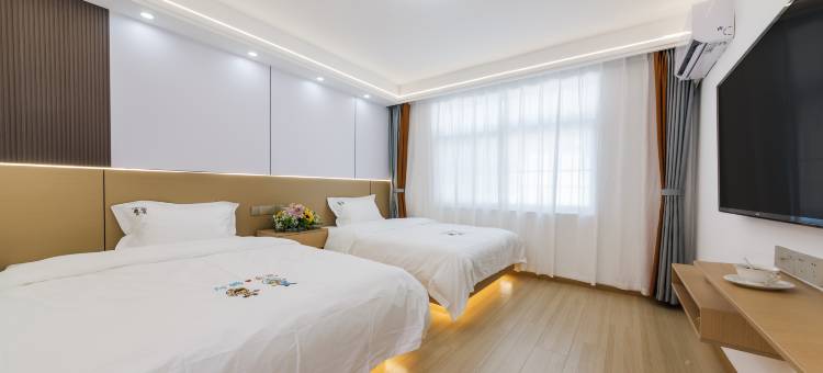 阿鹏金花客栈(大理古城人民路店)图片