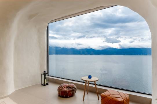 大理·晴蓝丨洞穴温汤Erhai villa全海景度假民宿(大理洱海店)图片