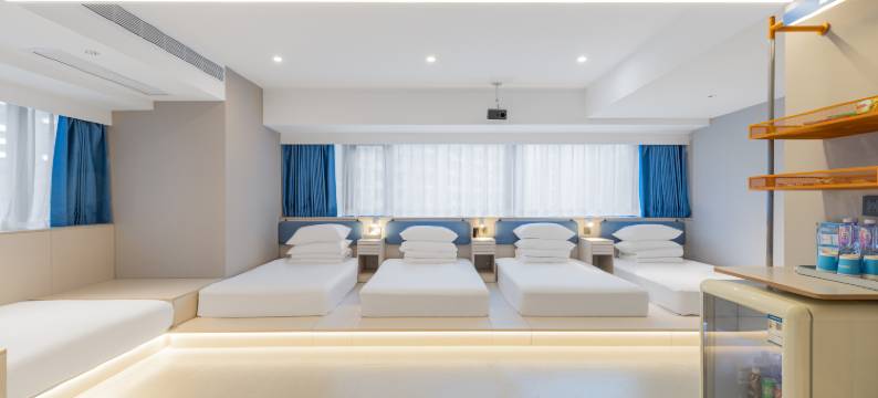 网鱼电竞酒店(成都新会展环球中心店)图片