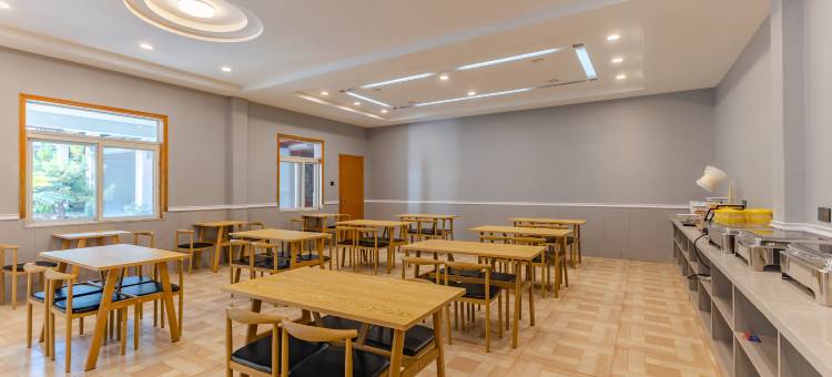 艺龙瑞云酒店(巢湖东站店)图片