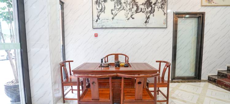 仁怀春阅酒店(国酒南路店)图片