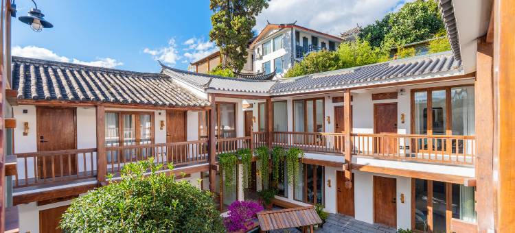 栖岸·Sunshine奢居半山古城全景美宿图片