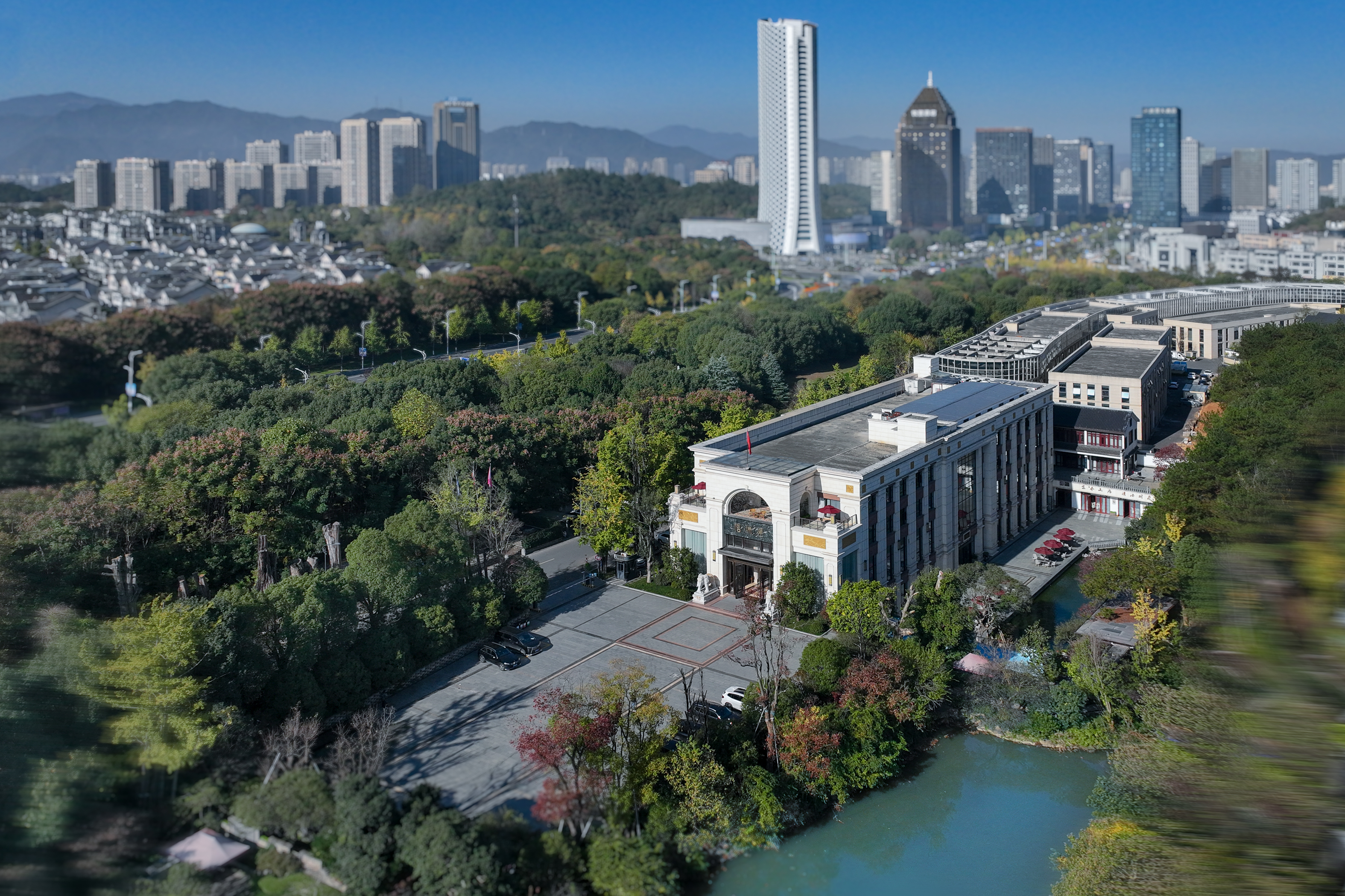 Seri Hotel Tonglu Over view