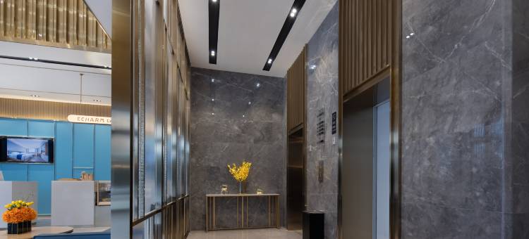 M设计师酒店(成都国际商贸城店)图片