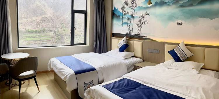 芒康如美度假酒店(竹卡大桥店)图片