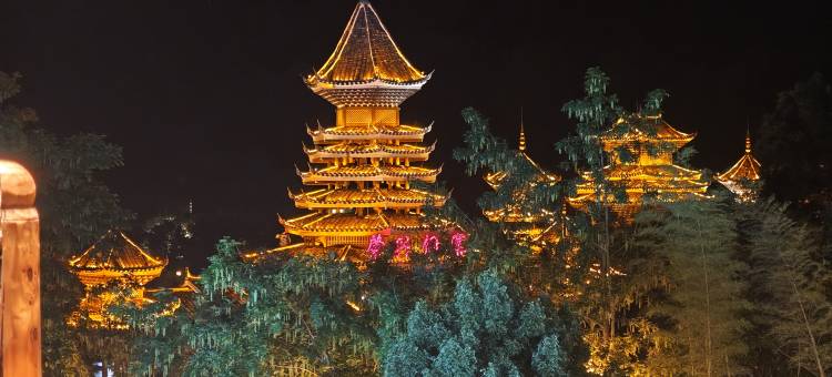 那时花开·live音乐精品庭院民宿(肇兴侗寨观景台店)图片