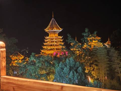 那时花开·live音乐精品庭院民宿(肇兴侗寨观景台店)