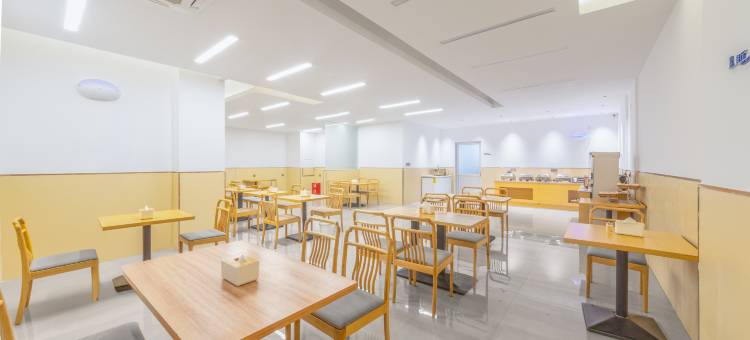 艺龙海雅酒店(福州火车站东二环泰禾广场店)图片