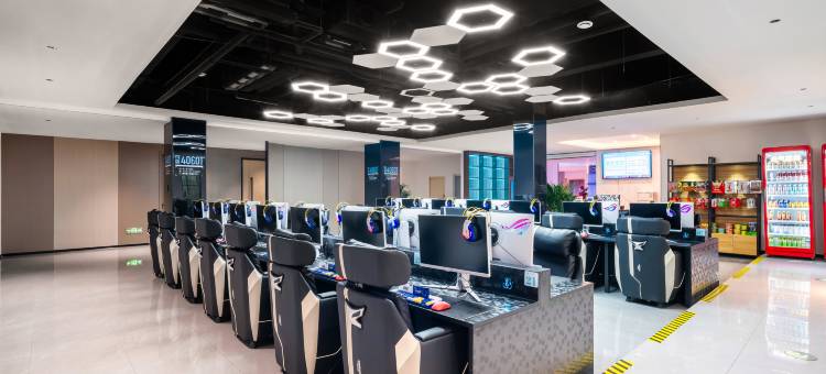 巅峰电竞酒店(黄石武商广场店)图片