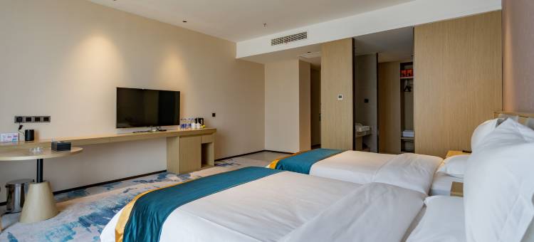 阳泉平定鹏飞金源国际酒店(综合办公大楼青银高速出口店)图片