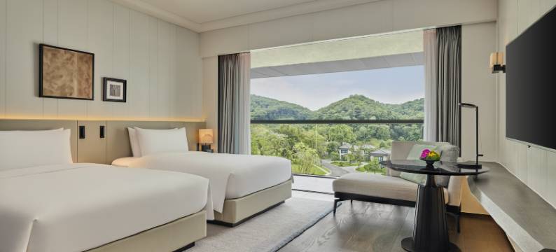 广州鸣泉居酒店图片