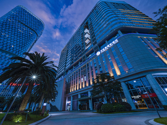 长虹泰蒙斯酒店