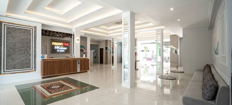 前一号香港度假村三宝垄(Front One HK Resort Simpang Lima Semarang)图片