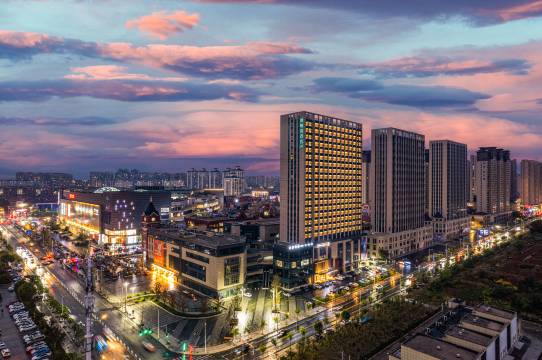 爱电竞酒店(信阳市政府万达广场店)