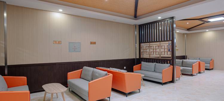 雪韵假日精选酒店(亚布力滑雪旅游度假区店)图片