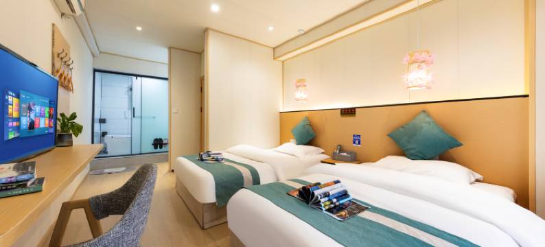 云居精选江景民宿(凤凰古城店)图片