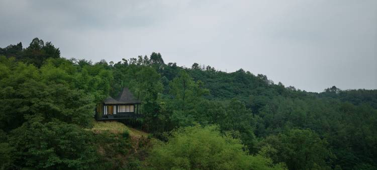 小绿球大地艺术山谷民宿图片