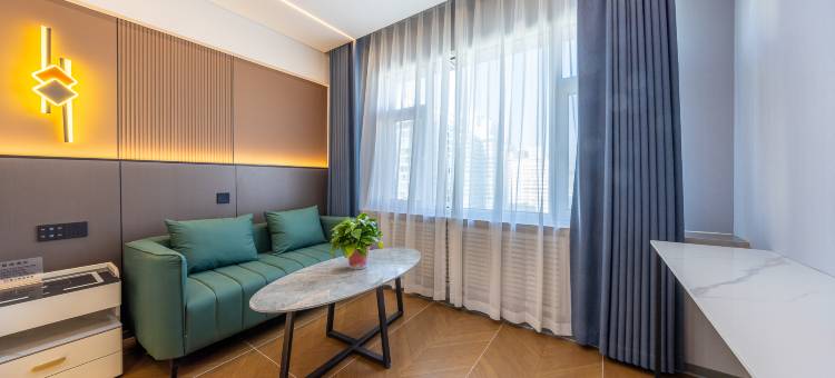 云希酒店(张掖路步行街店)图片