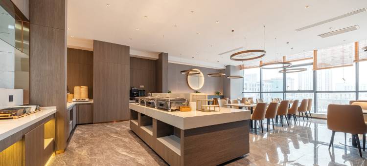 朗丽兹酒店(霍尔果斯国门店)图片