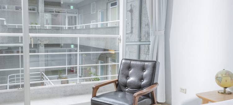 OwlStay 故事所 夹脚拖的家 花園图片