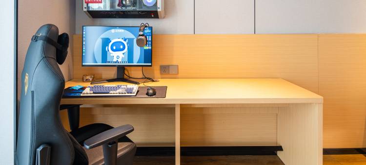 艾特摩高电竞酒店(重庆北站狮子坪店)图片