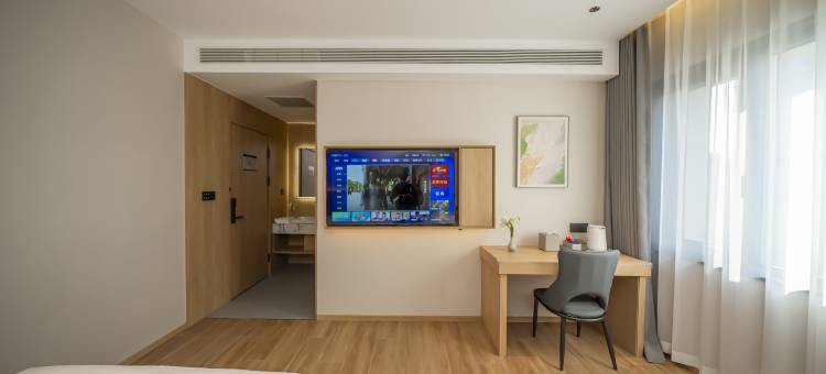 安然居酒店(丹东火车站鸭绿江断桥店)图片