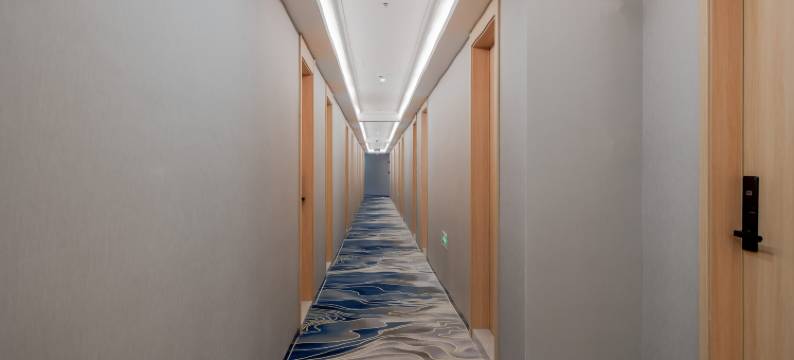 悦菲云酒店 (新华医院江浦公园地铁站店)图片