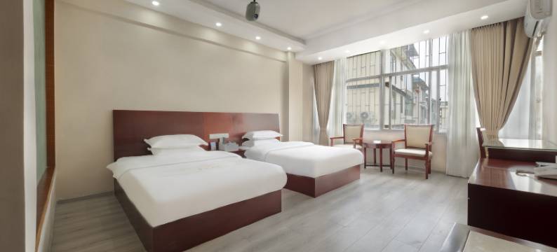 文山桦琳酒店(文山学院西华公园店)图片