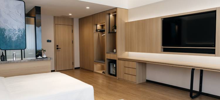 乌拉盖鸿鲸智选酒店图片