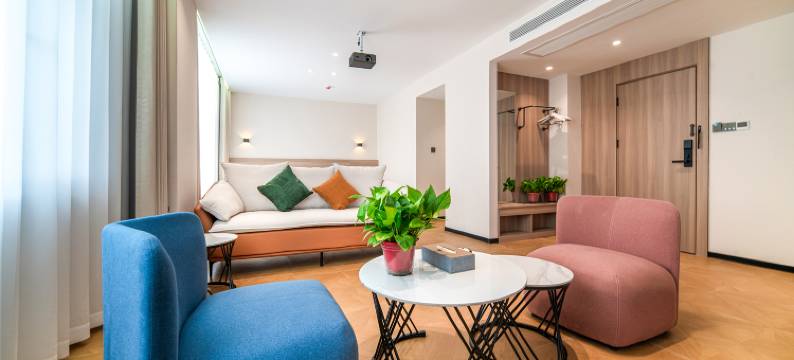 奥臻酒店(盐湖店)图片