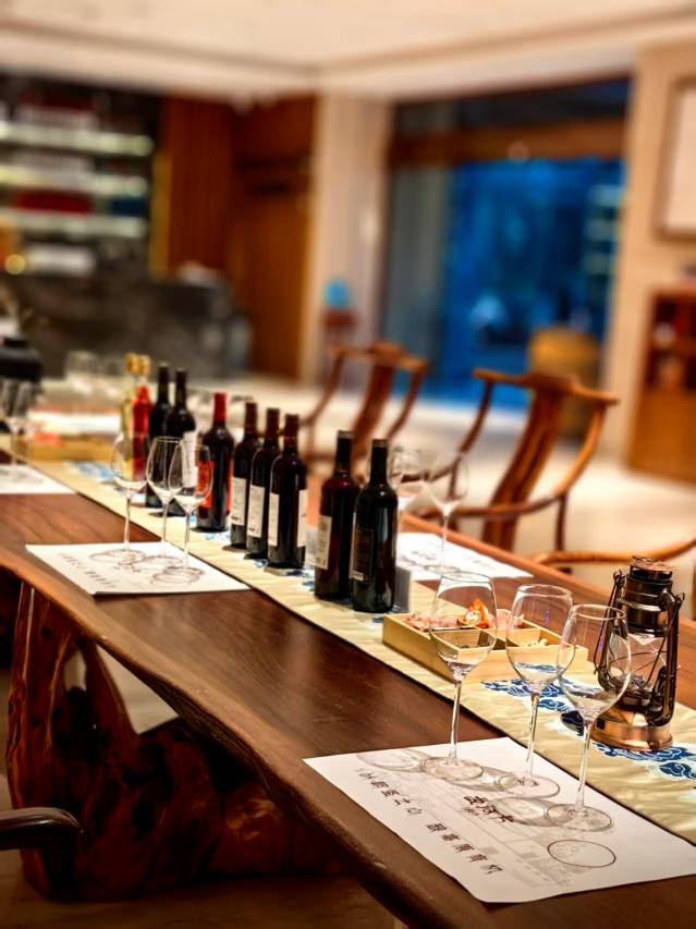 芒康云曲庄园酒店图片