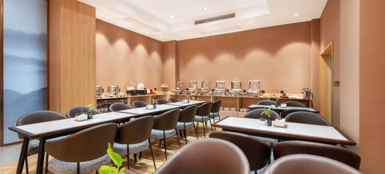 沃尔顿城市酒店(赣州万象城市政府店)图片