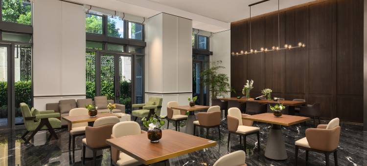 武汉国博华美达广场酒店(四新大道店)图片