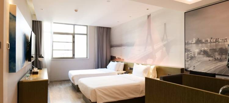 宜必思·尚品酒店(武汉光谷广场民族大学店)图片