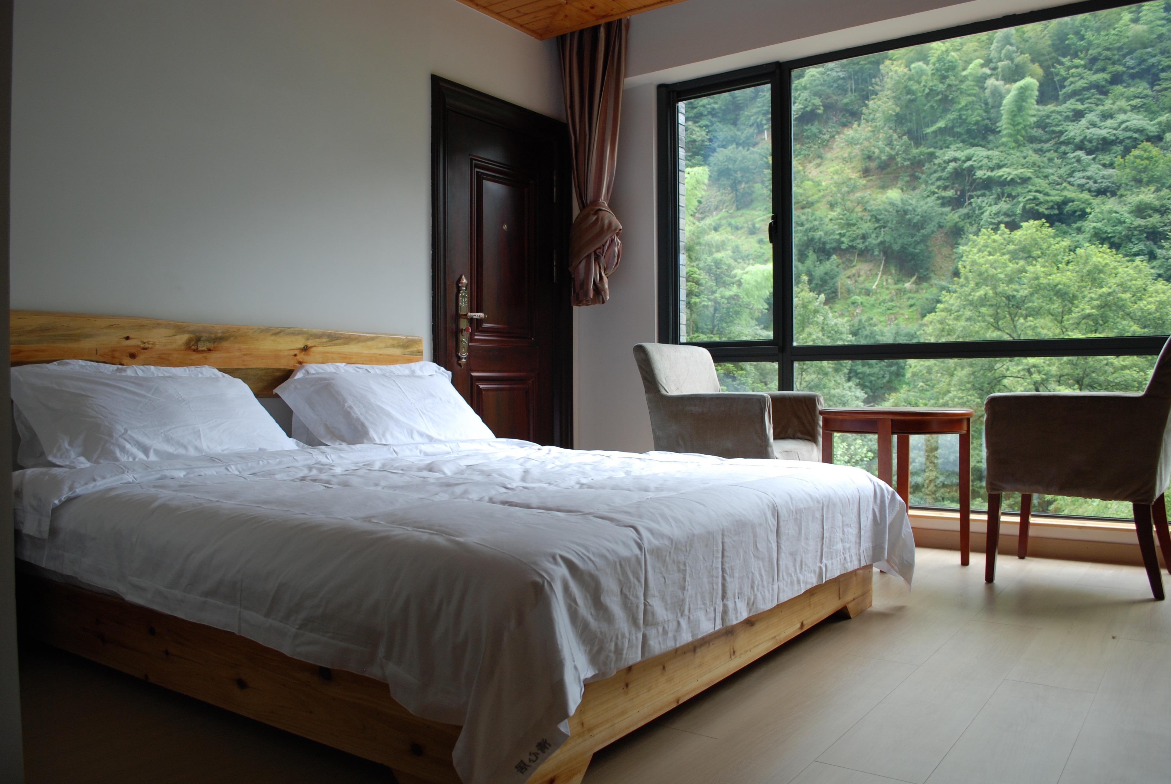 Qingxinju HostelOver view