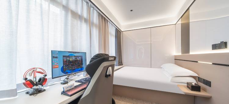 穿越电竞酒店(龙湾万达广场店)图片