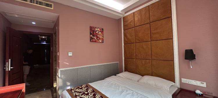 盛天商务酒店(上杭体育中心店)图片